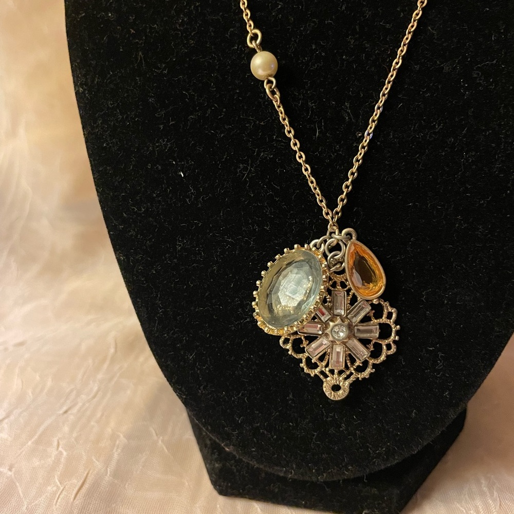 Loft necklace brass/gold colored w/3 jeweled pendants
